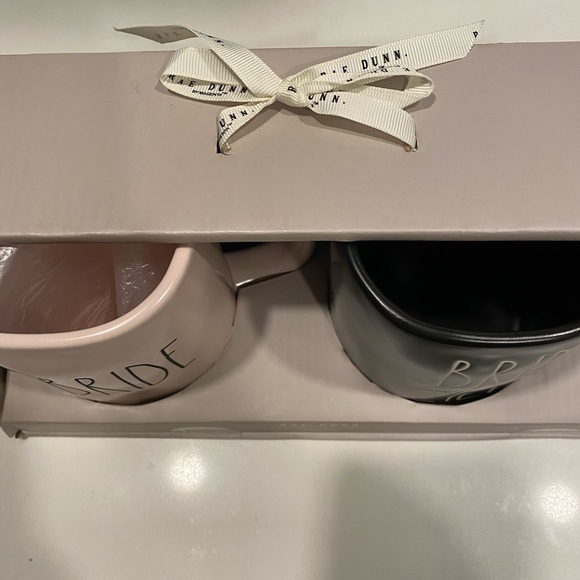⭐️HOST PICK⭐️ NWT RAE DUNN bridal collection Mug Set - Picture 4 of 7